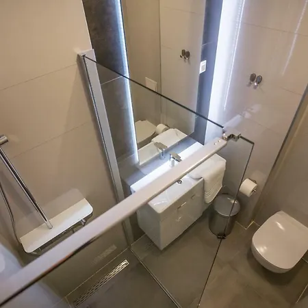 Luxury Marjan - Black * Split